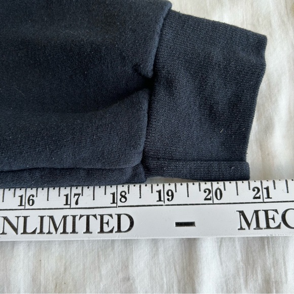 Harry Potter Hogwart's Hooded Pullover Sweatshirt - Picture 12 of 13